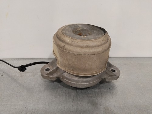 Halter für motoraufhängung - halter,